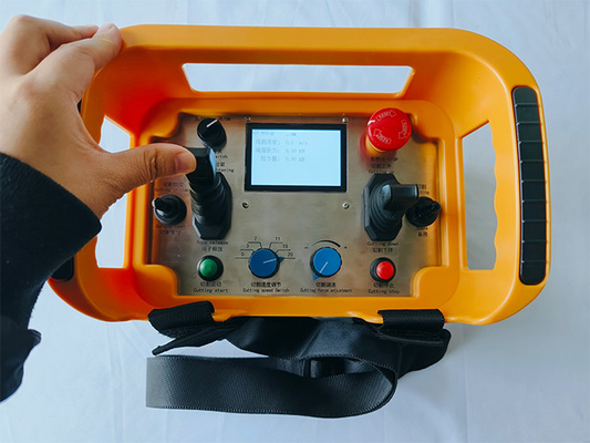 250 metre yükseklikteki operasyon ekipmanları, sırt çantası tipi çift joystick endüstriyel kablosuz uzaktan kumanda