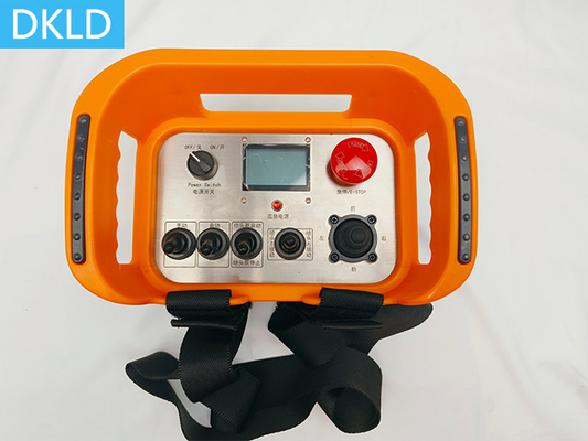 Yüksek Yükseklik Duvar tırmanışı temizlik robotu için uzaktan kumanda