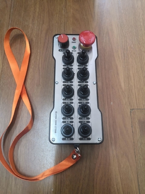 AC20V 100 Metre Endüstriyel Joystick Uzaktan Kumanda Su Geçirmez